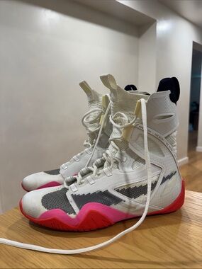 Nike Boxing Hyperko 2 SE High-Top Athletic Sneakers in White and Pink - size 12